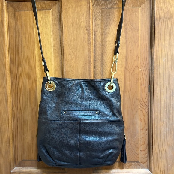 B Makowsky crossbody - Picture 3 of 3